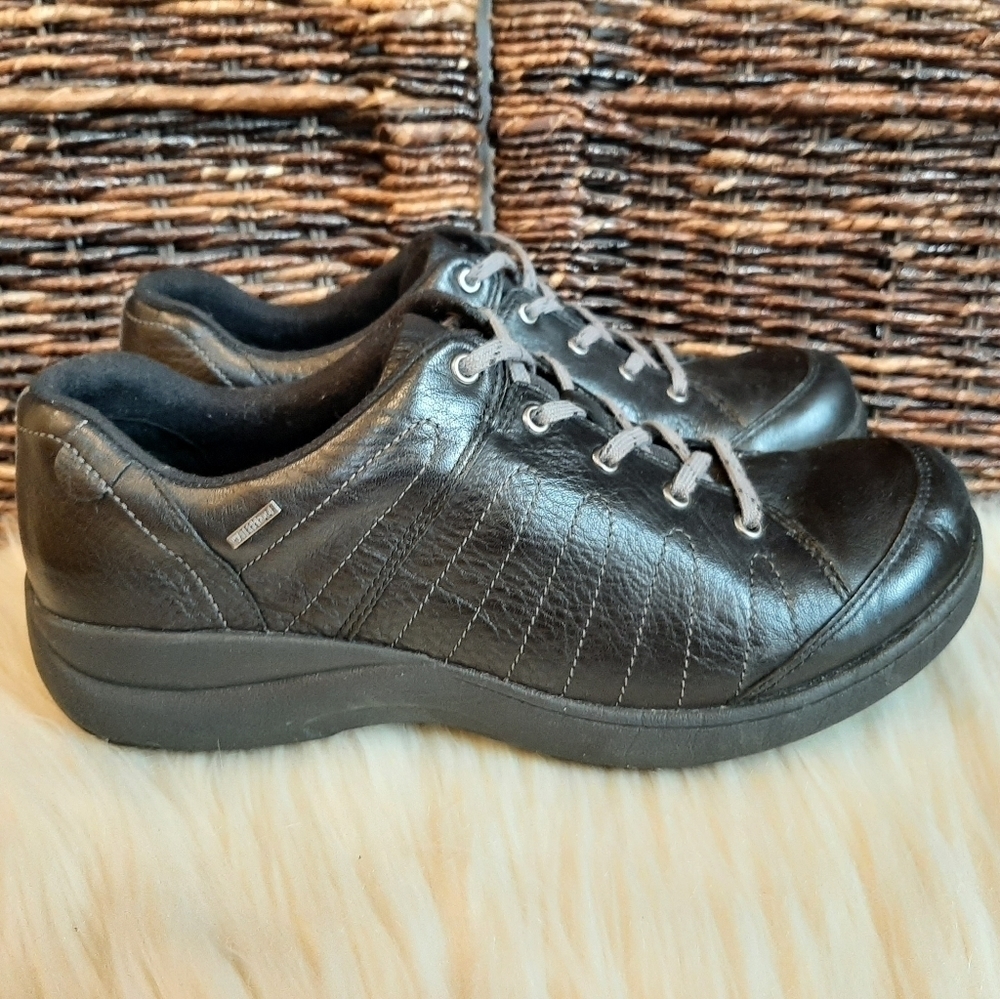 Aravon 7 REVSavor Leather Waterproof Lace Up Walking Comfort Shoe CH3630 Black